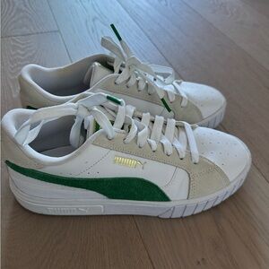 Puma White and Green Sneakers